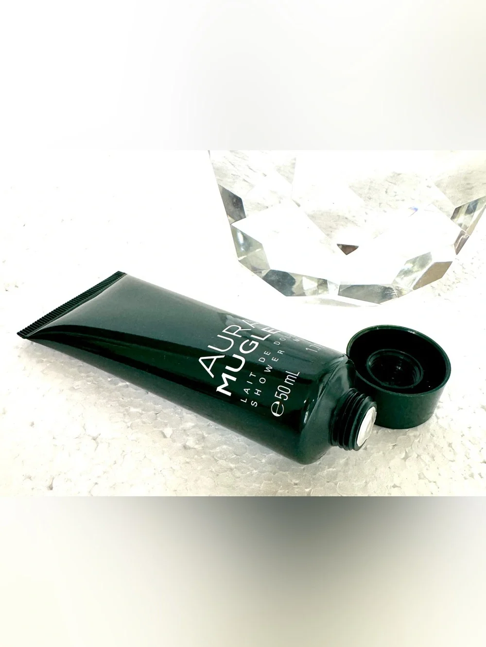 Mugler Aura Shower Milk - Forest Green Tube